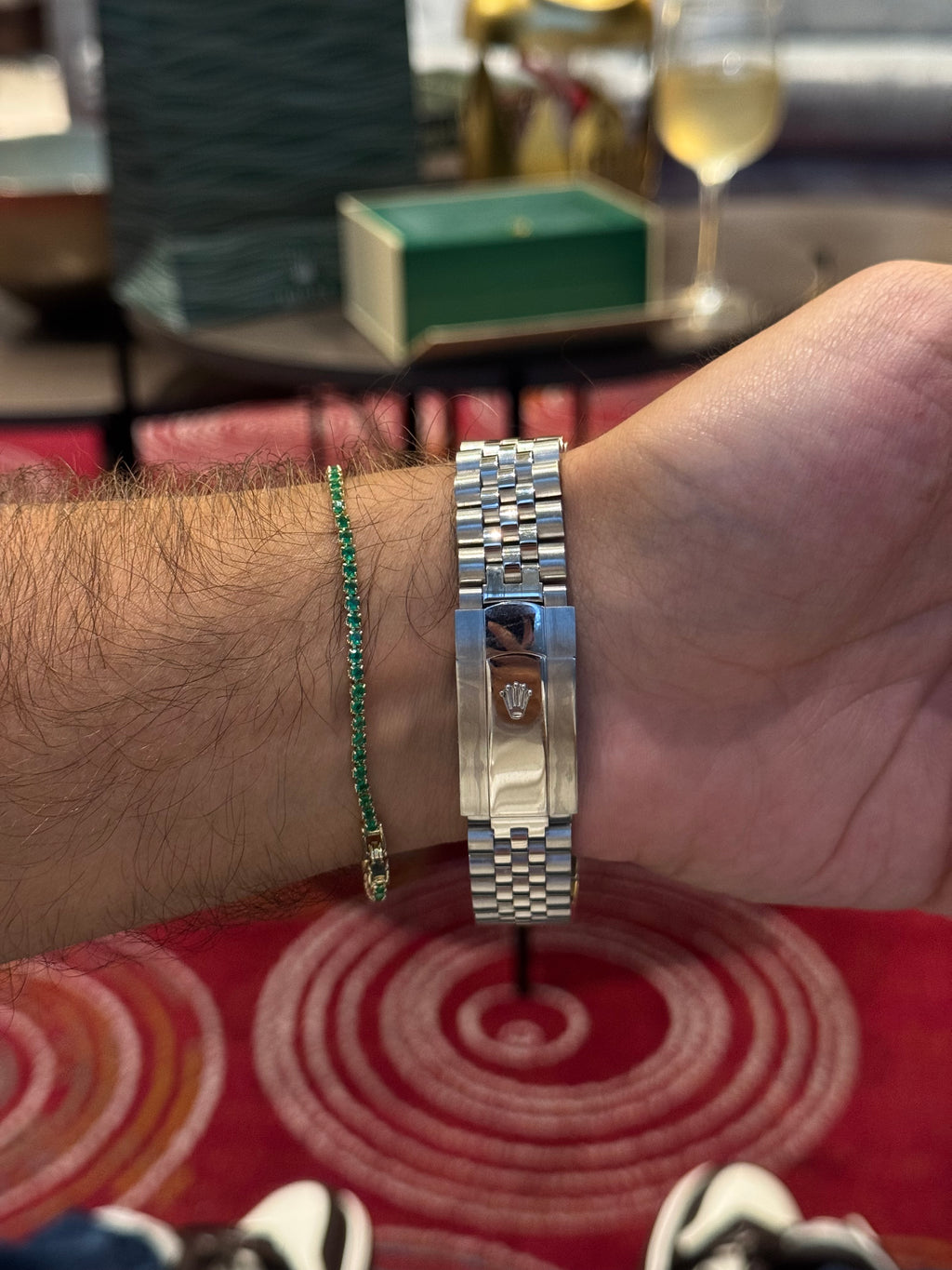 Rolex Datejust 41mm Plateado Fondo Gris
