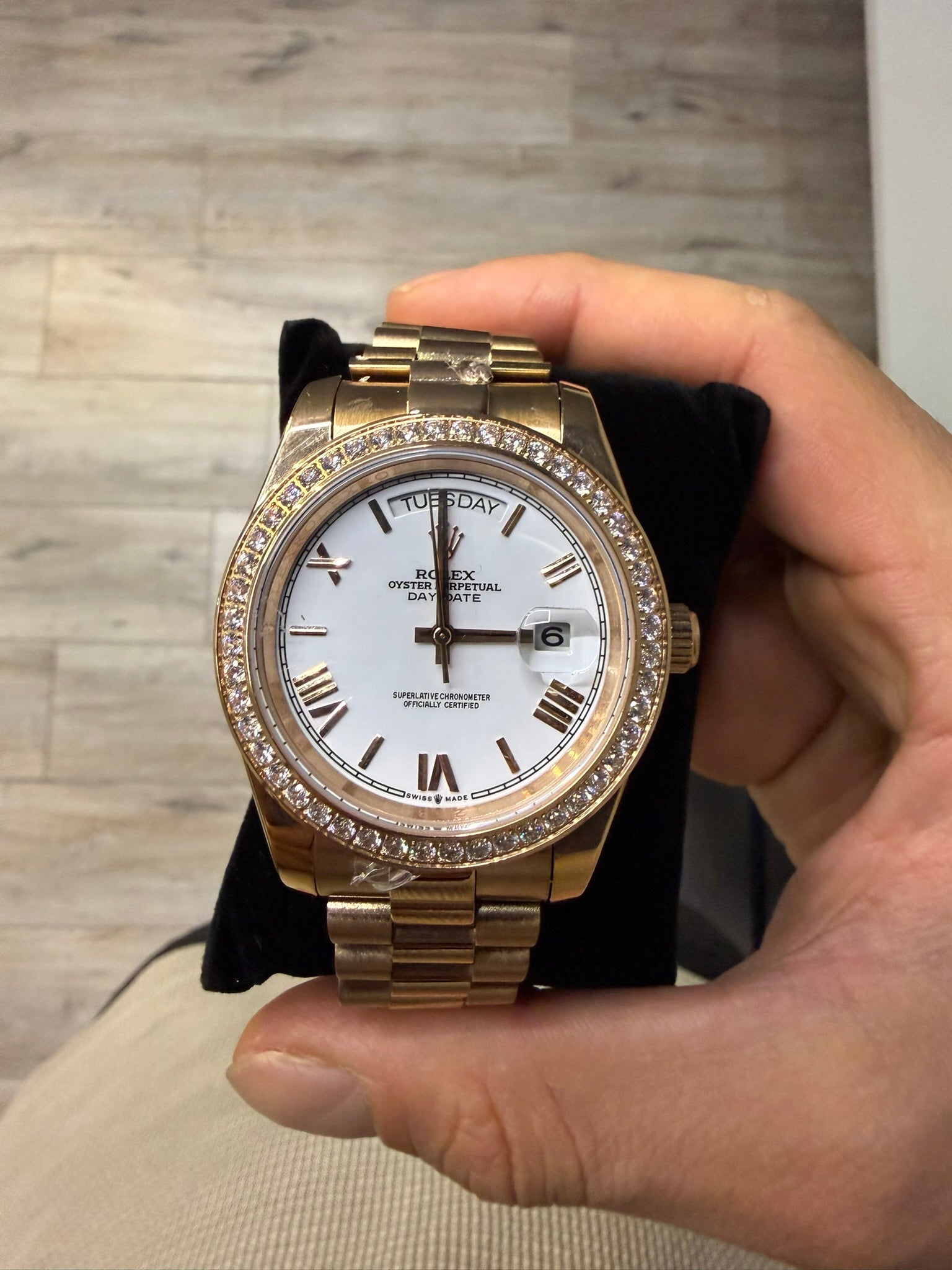 Rolex Day-Date 40 Bisel de Piedras