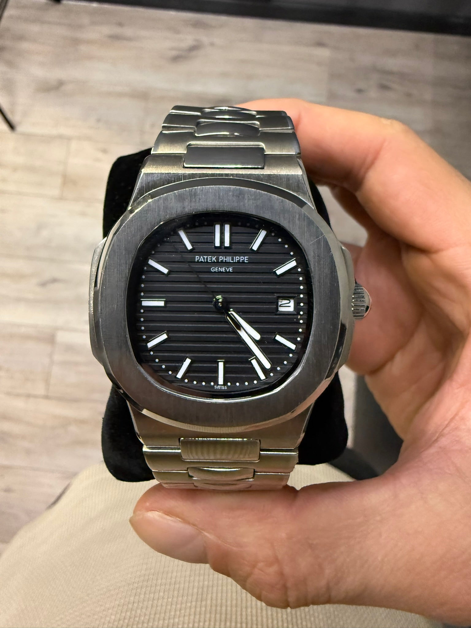 Patek Philippe Nautilus Bisel octogonal - Negro 42 mm de diametro